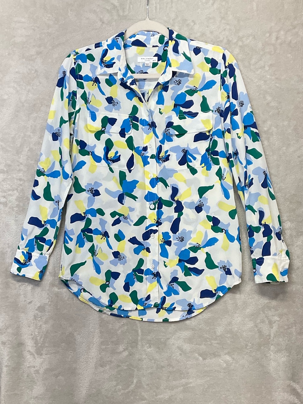 Equipment Femme Silk Abstract Floral Button Down Blouse Womens XS